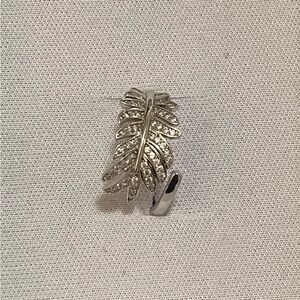 Silver Zircon Leaf Ring